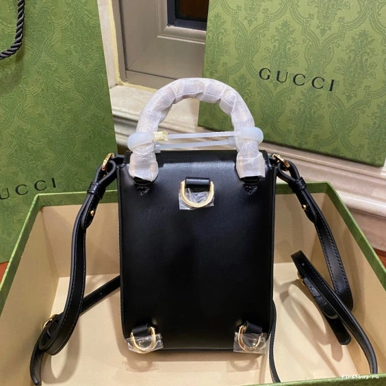 First bag ru Bamboo handbag Gucci mini 0819